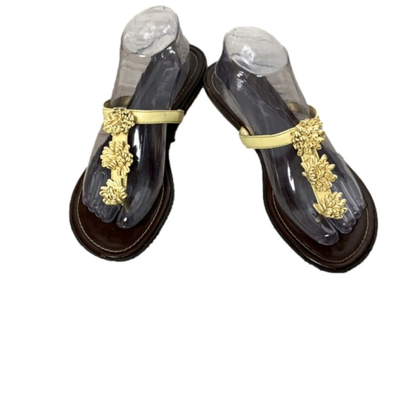 Montego Bay Club Sandals, Size 6, Sunflower Yellow. - Picture 1 of 5